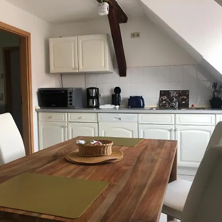 Apartment Gästewohnung - Ferienwohnung In Aschersleben
