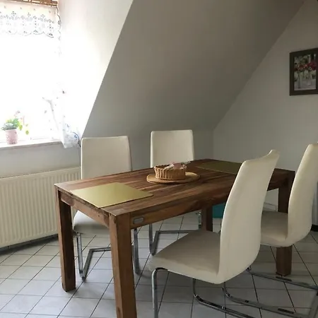 Gästewohnung - Ferienwohnung In Aschersleben